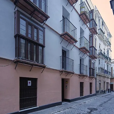 La Terraza De Lulu Little * كاديز