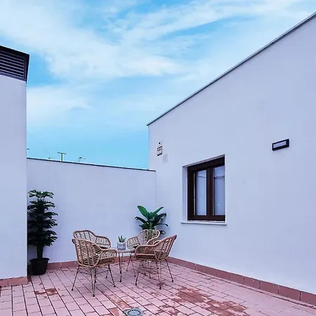 La Terraza De Lulu Little * Καντίζ